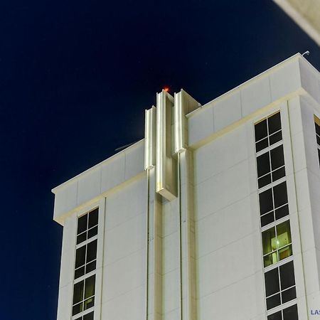 Mgm Signature-30-721 1Br2Ba F1 Strip View Balcony لاس فيغاس المظهر الخارجي الصورة